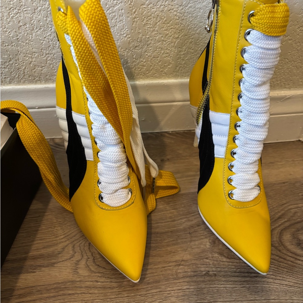 Puma fenty Vibrant Yellow Sneakers